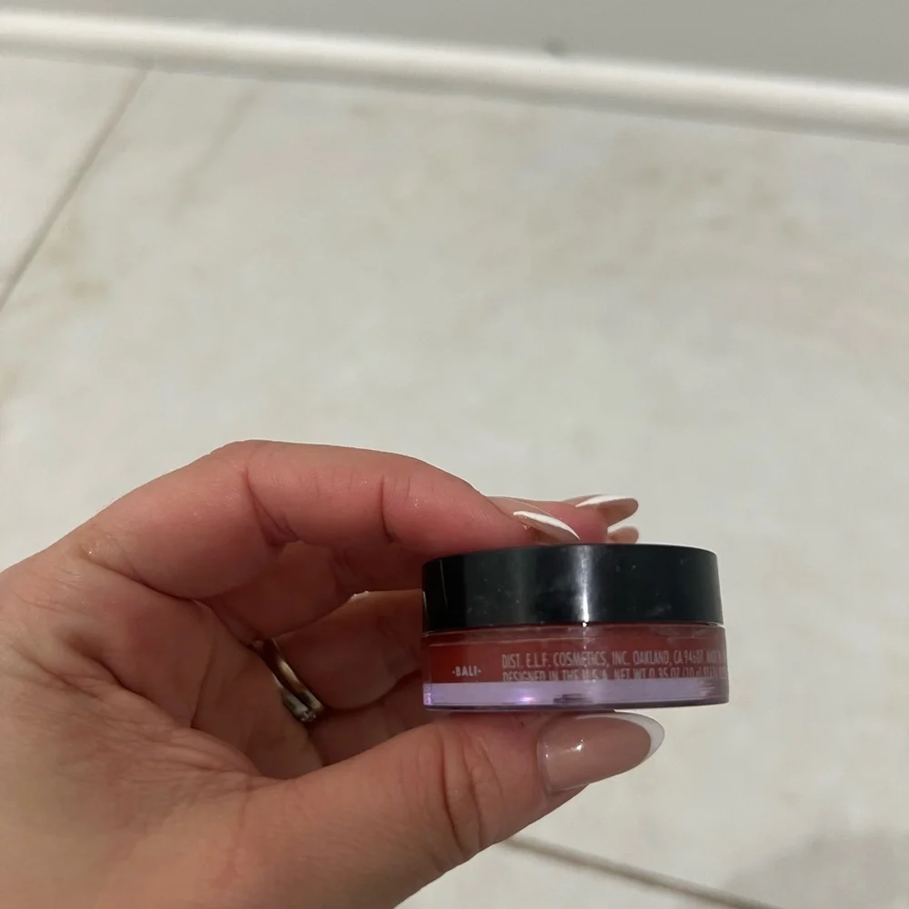 NEW E.l.f. Bali Putty Blush